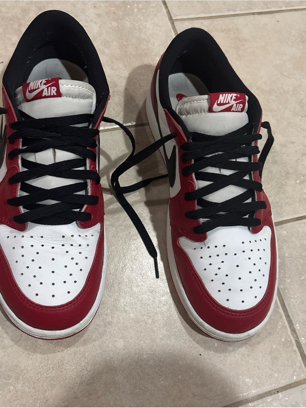 NIKE AIR JORDAN 1 RETRO LOW OG HQ6998-600 MENS 10.5 VARSITY RED/BLK/WHT Chicago